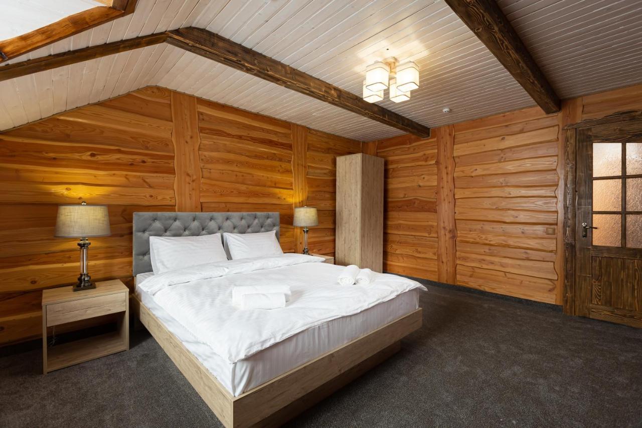 Svoi Hotel Poljanicja Kültér fotó