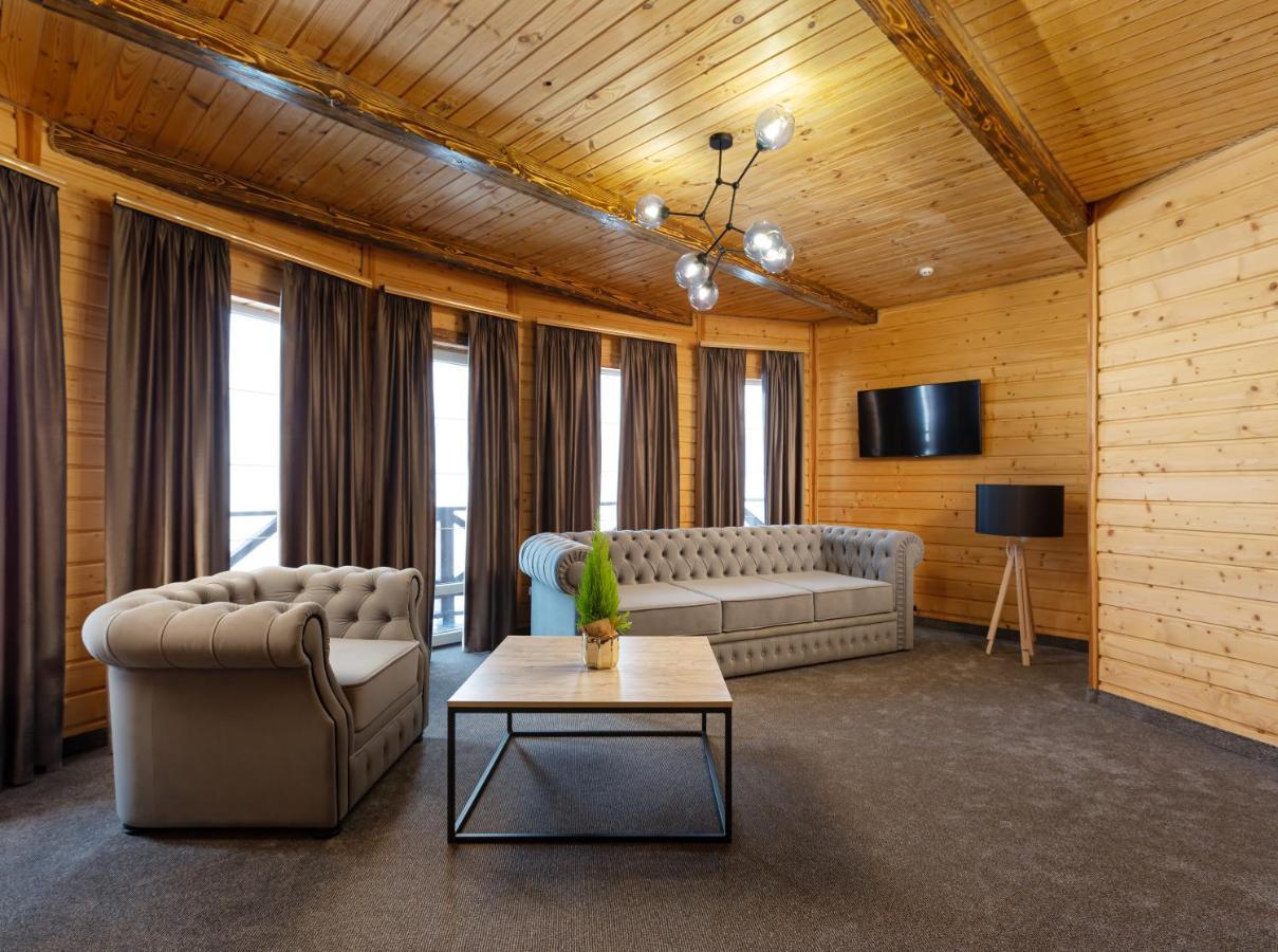 Svoi Hotel Poljanicja Kültér fotó