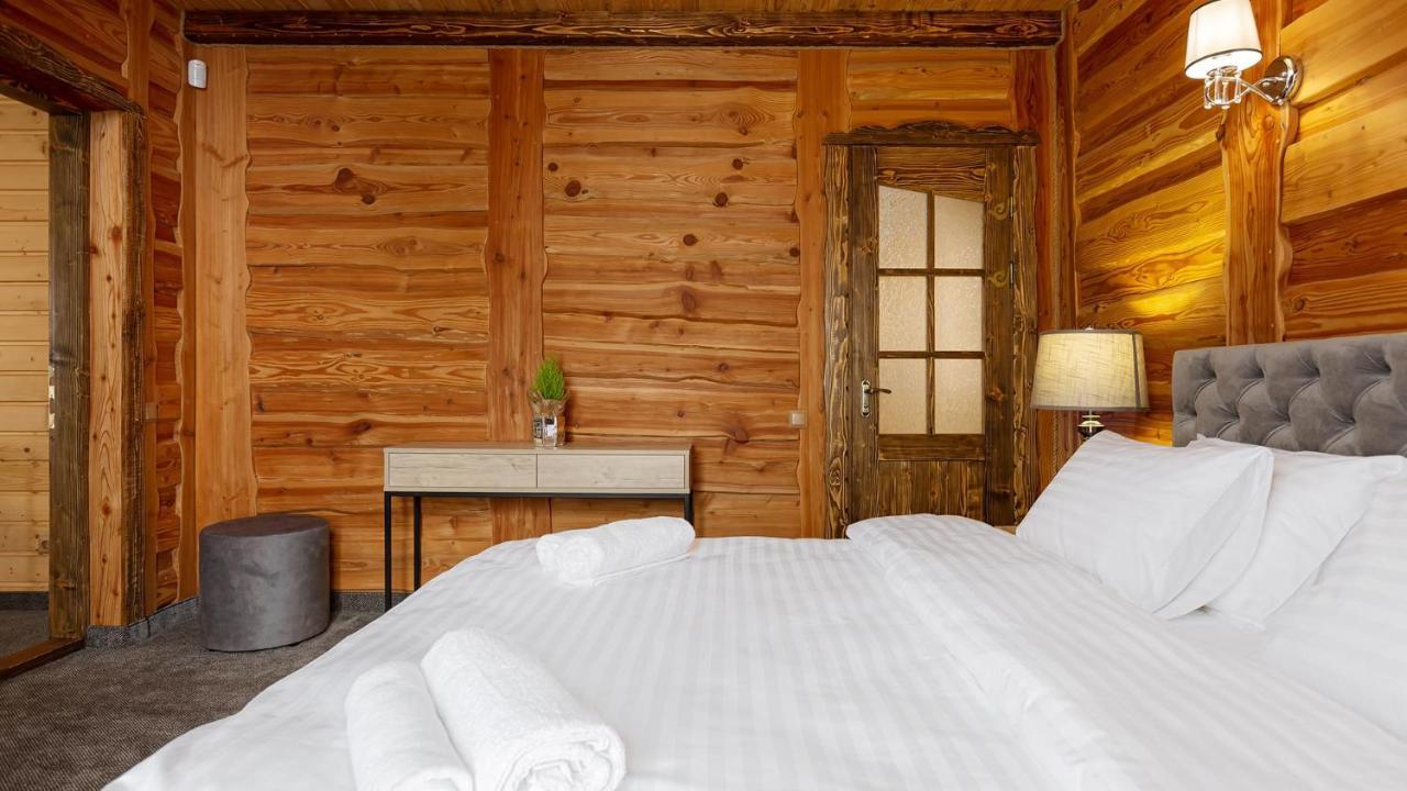 Svoi Hotel Poljanicja Kültér fotó