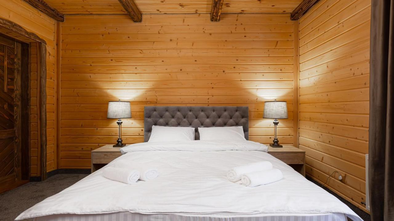 Svoi Hotel Poljanicja Kültér fotó