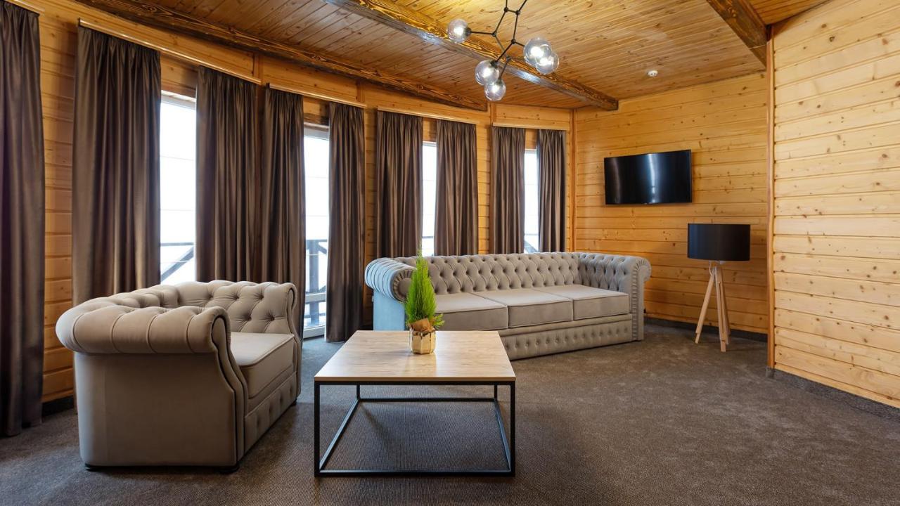 Svoi Hotel Poljanicja Kültér fotó