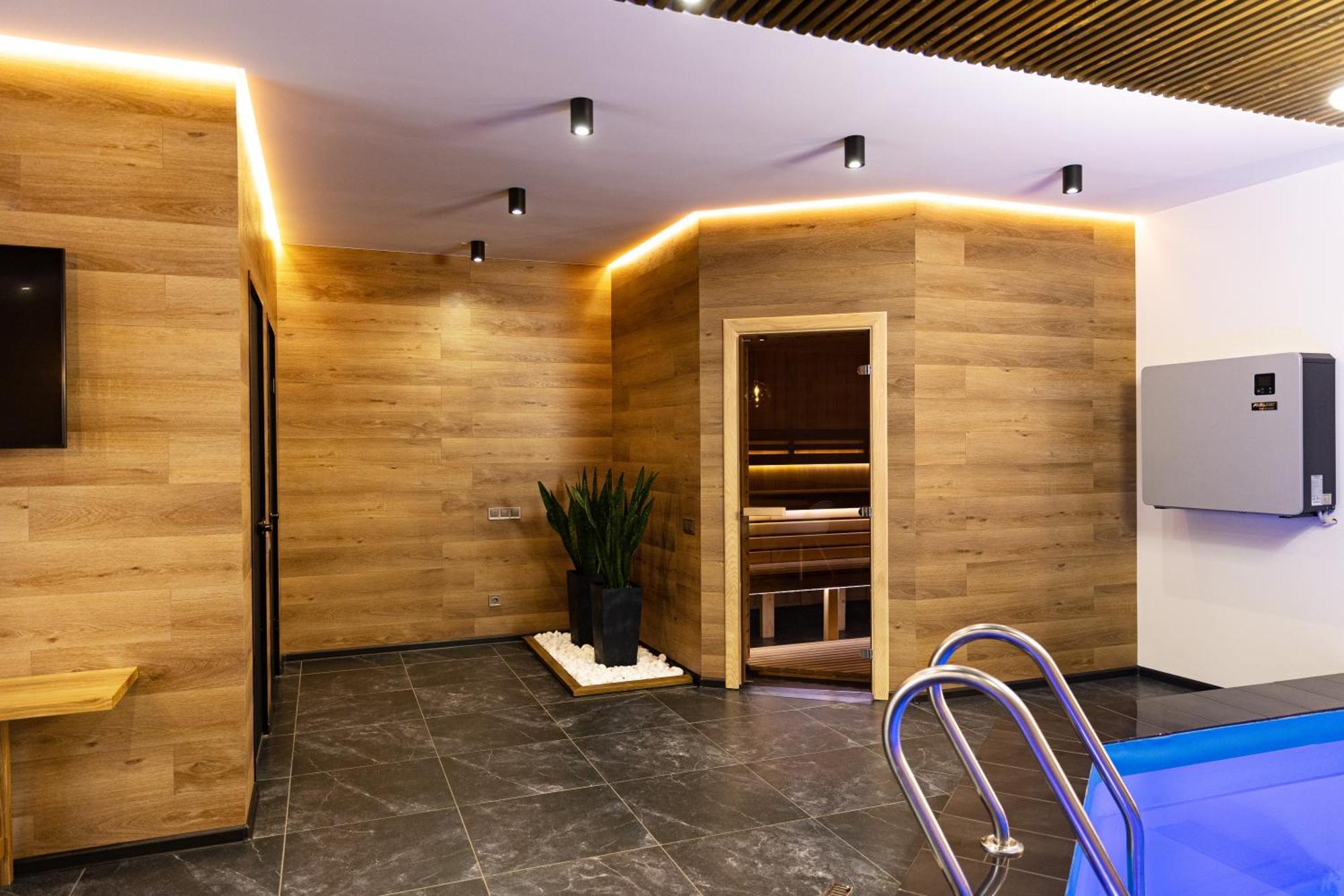 Svoi Hotel Poljanicja Kültér fotó