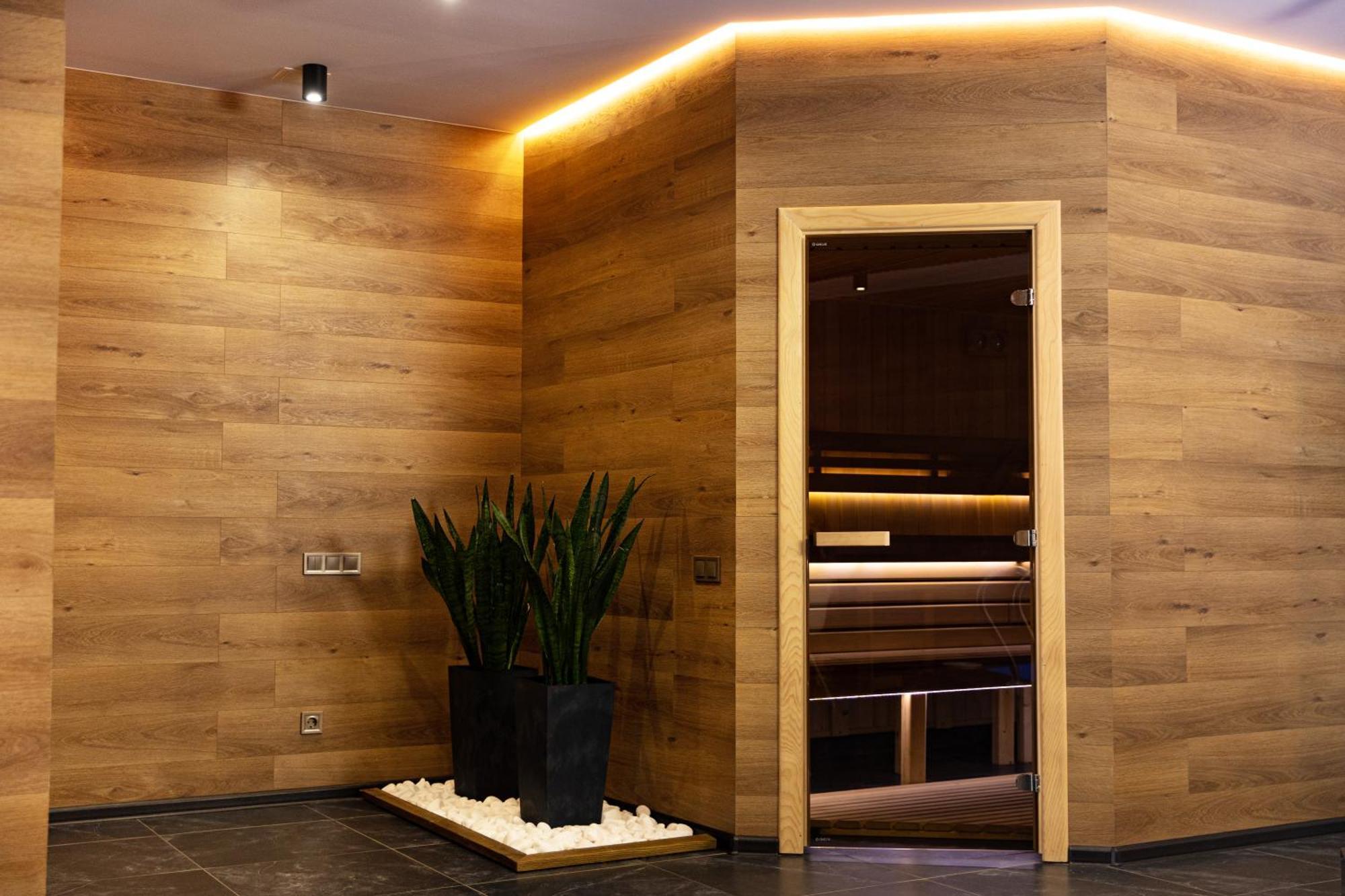 Svoi Hotel Poljanicja Kültér fotó